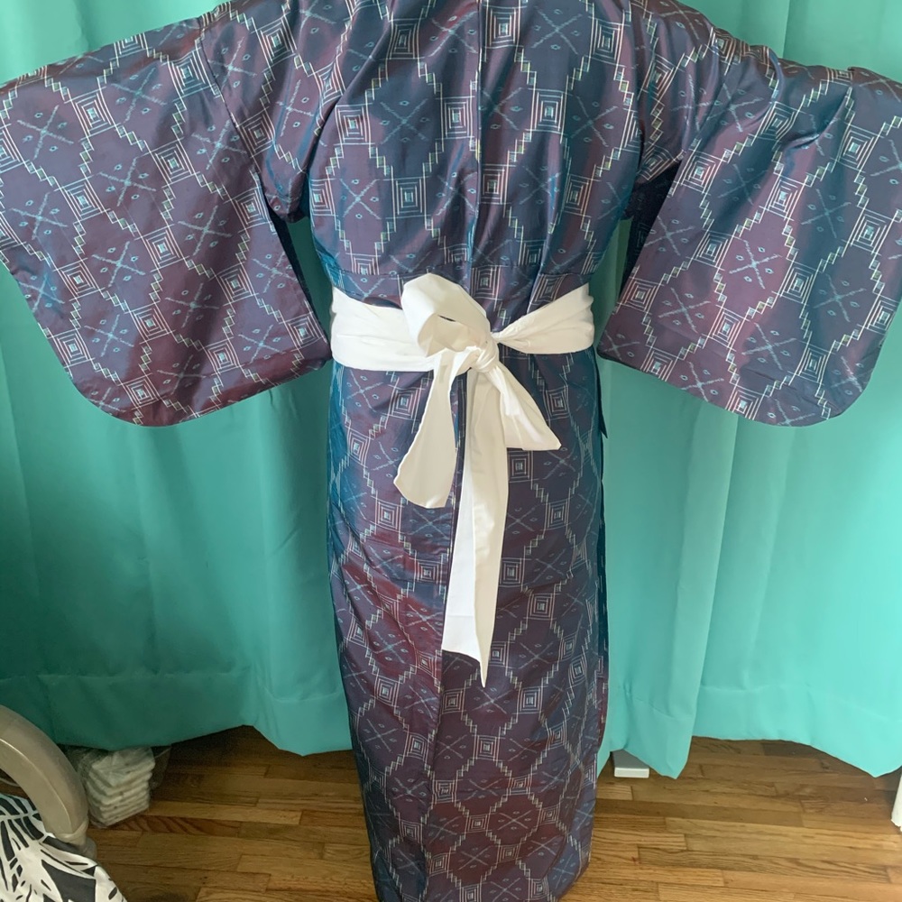 Japanese Kimono/ Robe - Picture 4 of 5